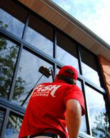 Fish Window Cleaning Franchisee Image 2